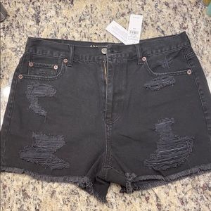 BNWT American Eagle Mom Shorts
